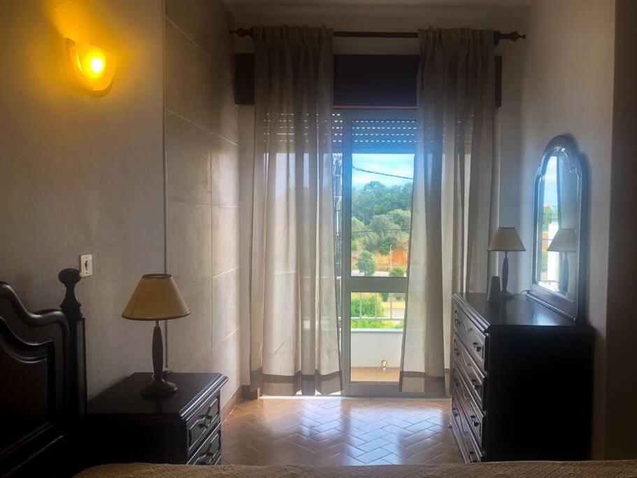 Cote D'Alvor — Villa Close To The Beach Bagian luar foto
