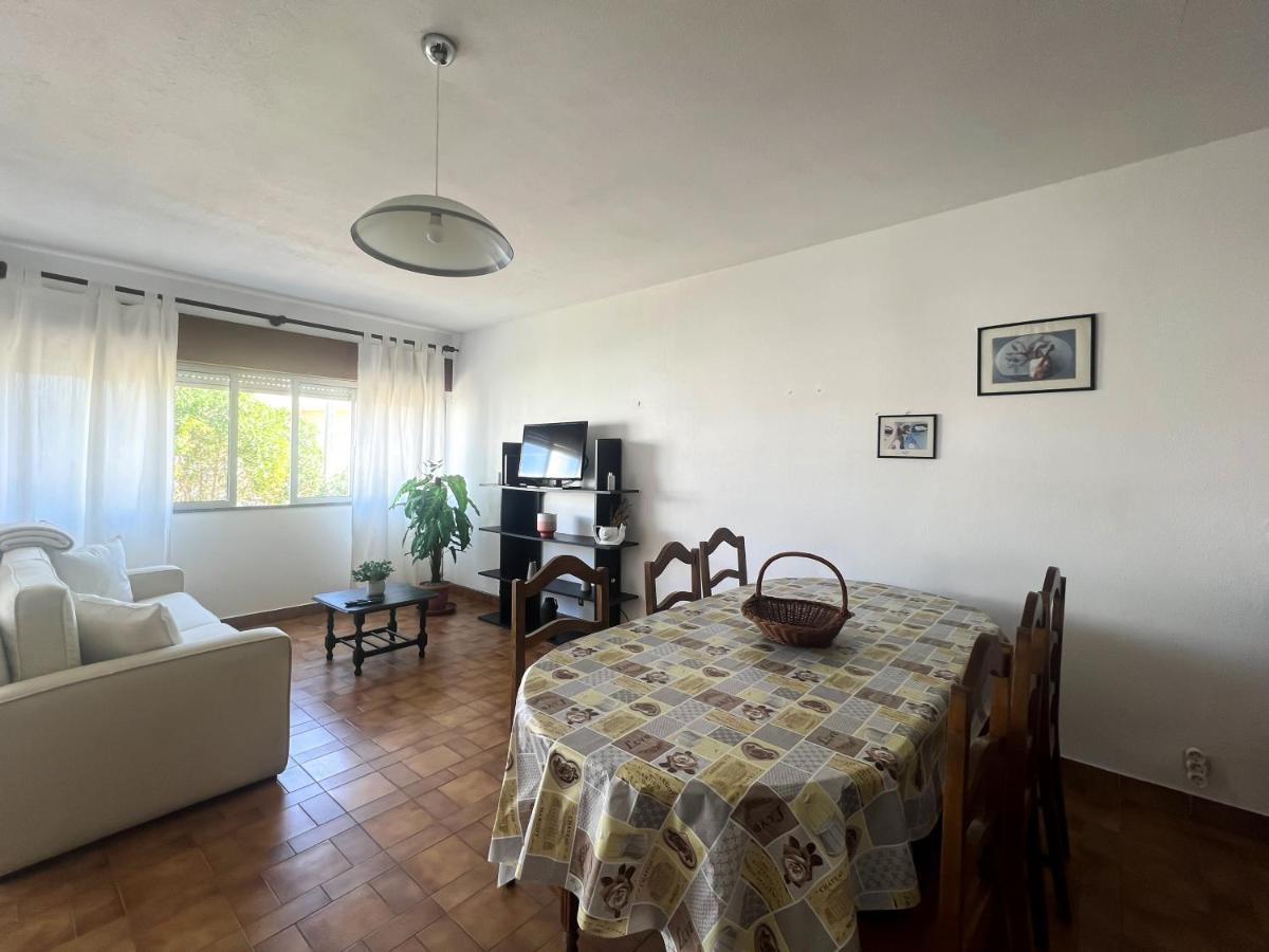 Cote D'Alvor — Villa Close To The Beach Bagian luar foto
