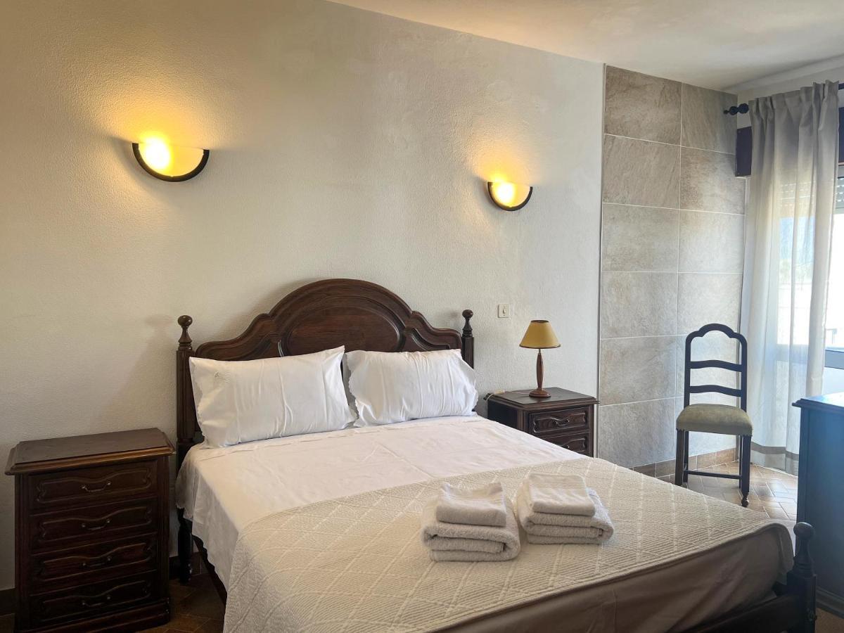 Cote D'Alvor — Villa Close To The Beach Bagian luar foto